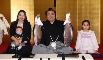 大関復帰の霧島、長女との新たな約束「優勝パレードで裸はダメ」 口上は元鶴竜が考案「目指すところを言にして分かりやすく」