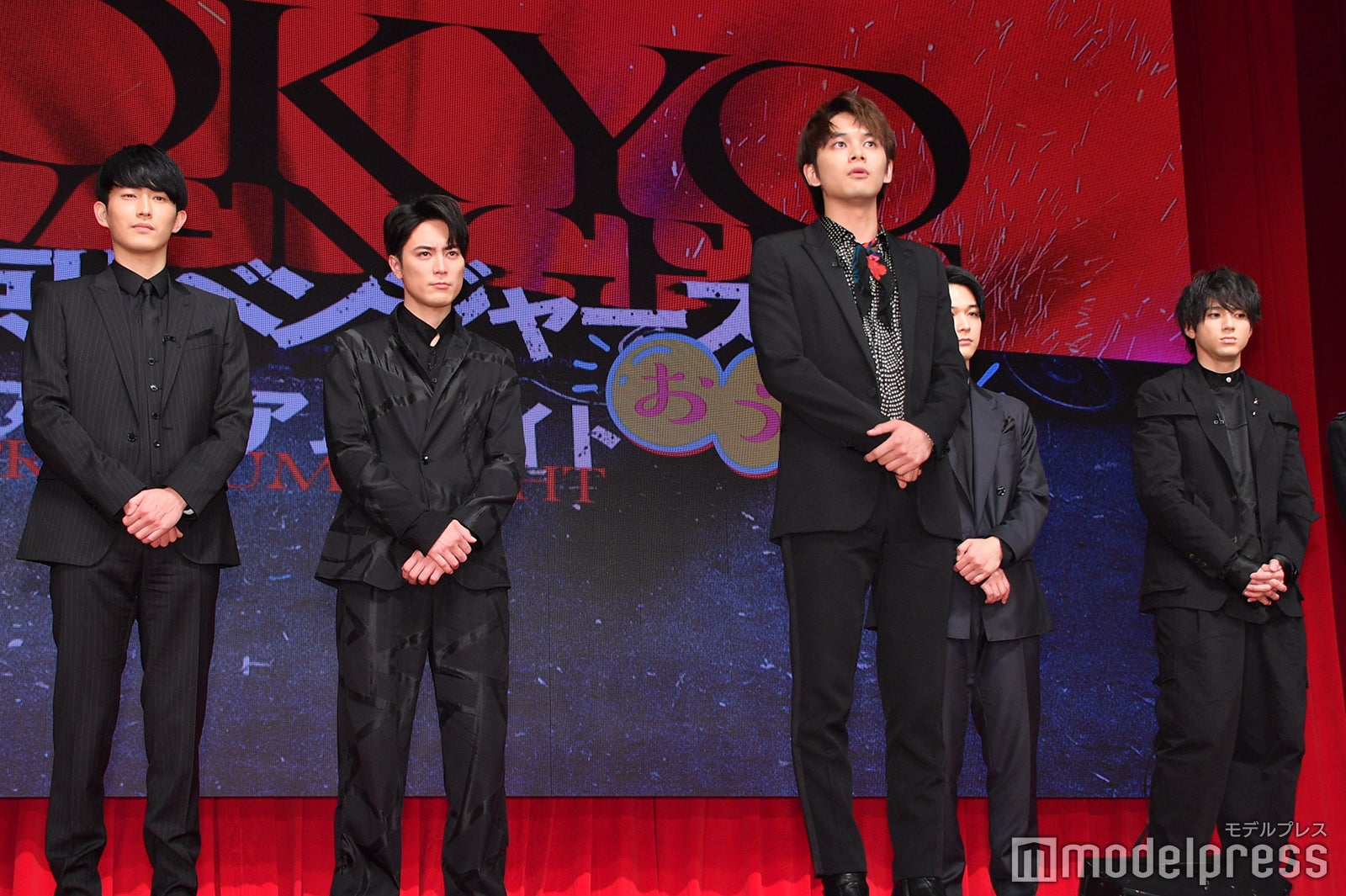 中央：北村匠海（C）モデルプレス