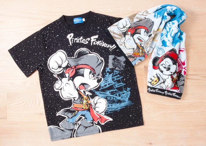 Tシャツ 1,900~2,900円/フェイスタオル 1,400円 (C)Disney