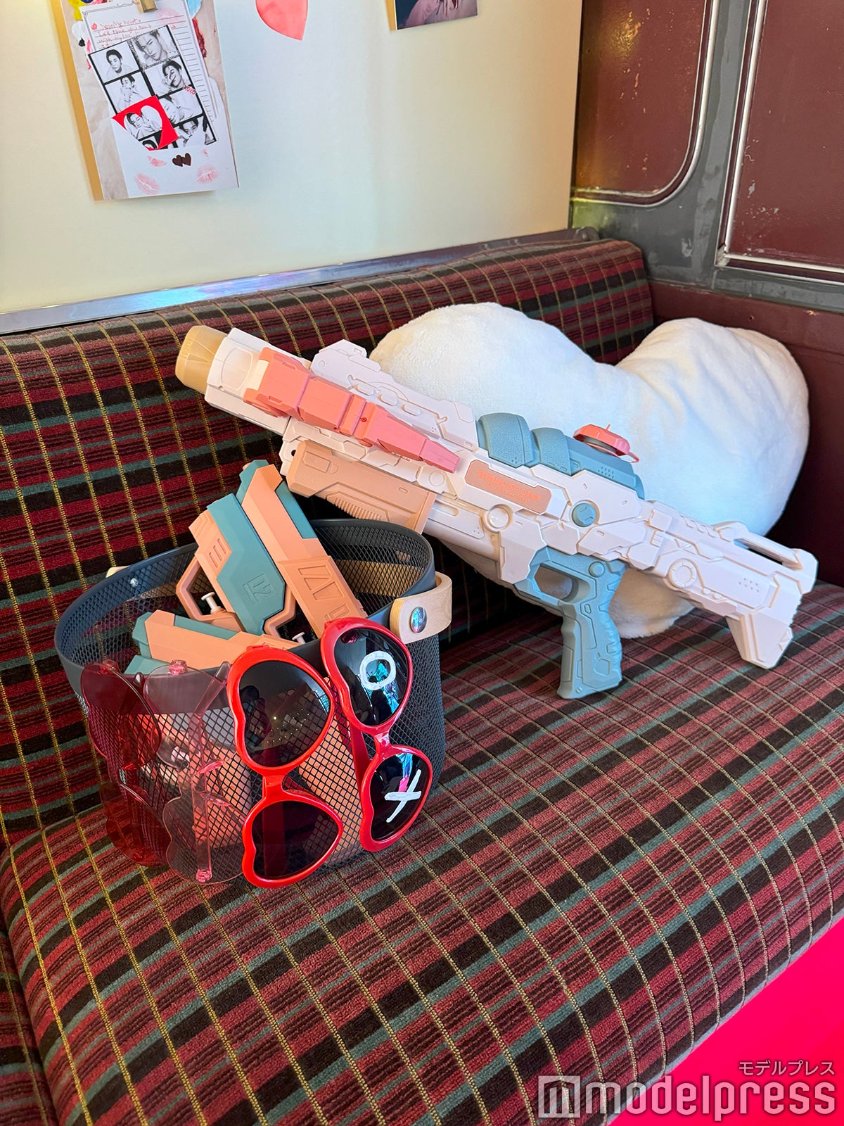 ENHYPENのコンセプトフォトを再現できる小道具が！（C）モデルプレス