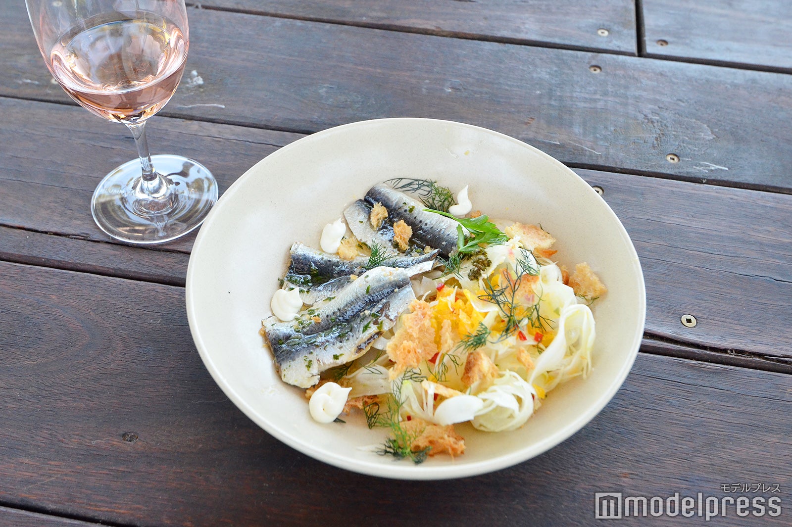 スウィングス＆ラウンドアバウト（C）モデルプレス