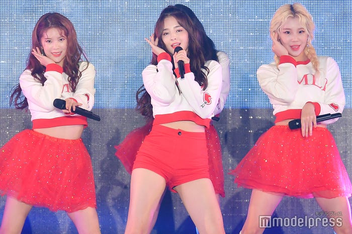 MOMOLAND(C)モデルプレス