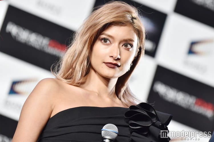 ローラ 現在の体重を公開 モデルプレス ローラ 現在の体重を公開 モデルプレス