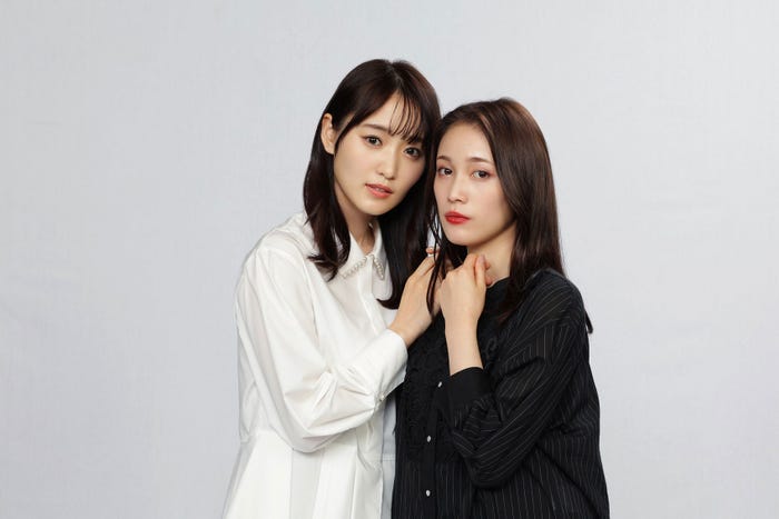 菅井友香、中村ゆりか(C)「チェイサーゲームW」製作委員会