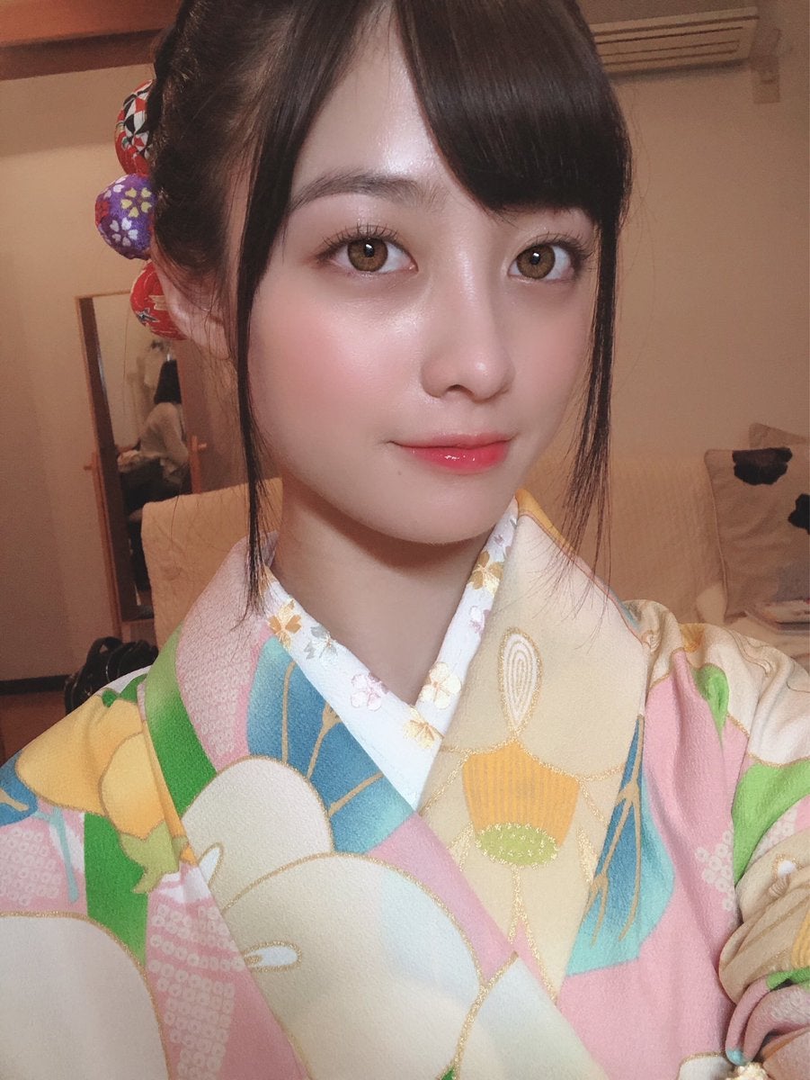 橋本環奈、着物姿にファン悶絶「可愛すぎて反則」「天使」と反響続々