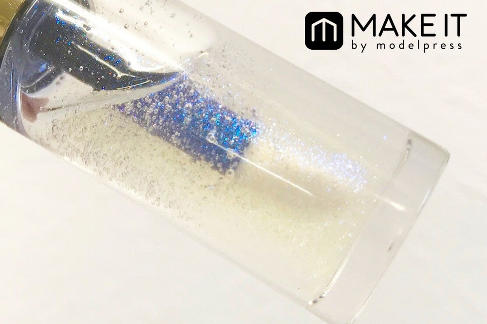 リップケアオイル“LO05 アイシーダズル”（限定色） (C)メイクイット