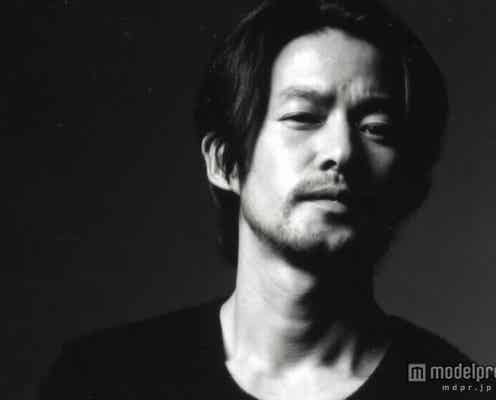 竹野内豊、9年ぶりカレンダー制作 ピュアで無邪気な笑顔も