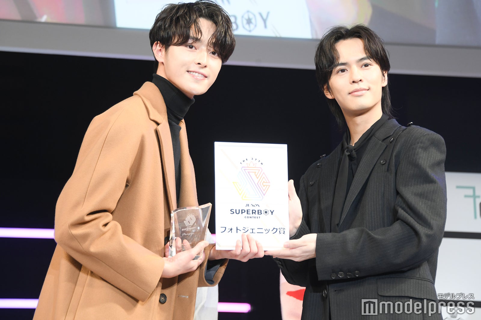 谷原七音さん、奥野壮（C）モデルプレス