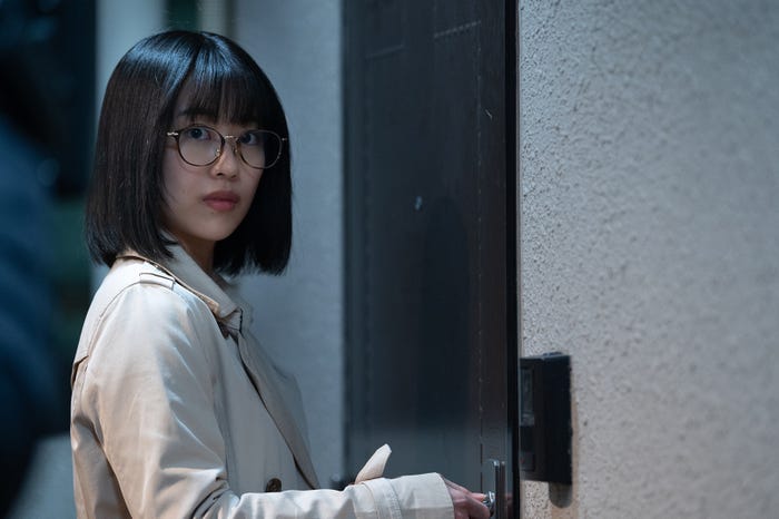 篠崎彩奈「私が獣になった夜~好きになっちゃいけない~」第3話(C)AbemaTV, Inc.