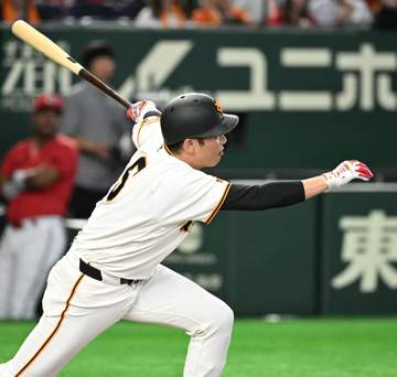 巨人・坂本が歴代単独10位の2453安打 先制点につながる貴重なヒットに