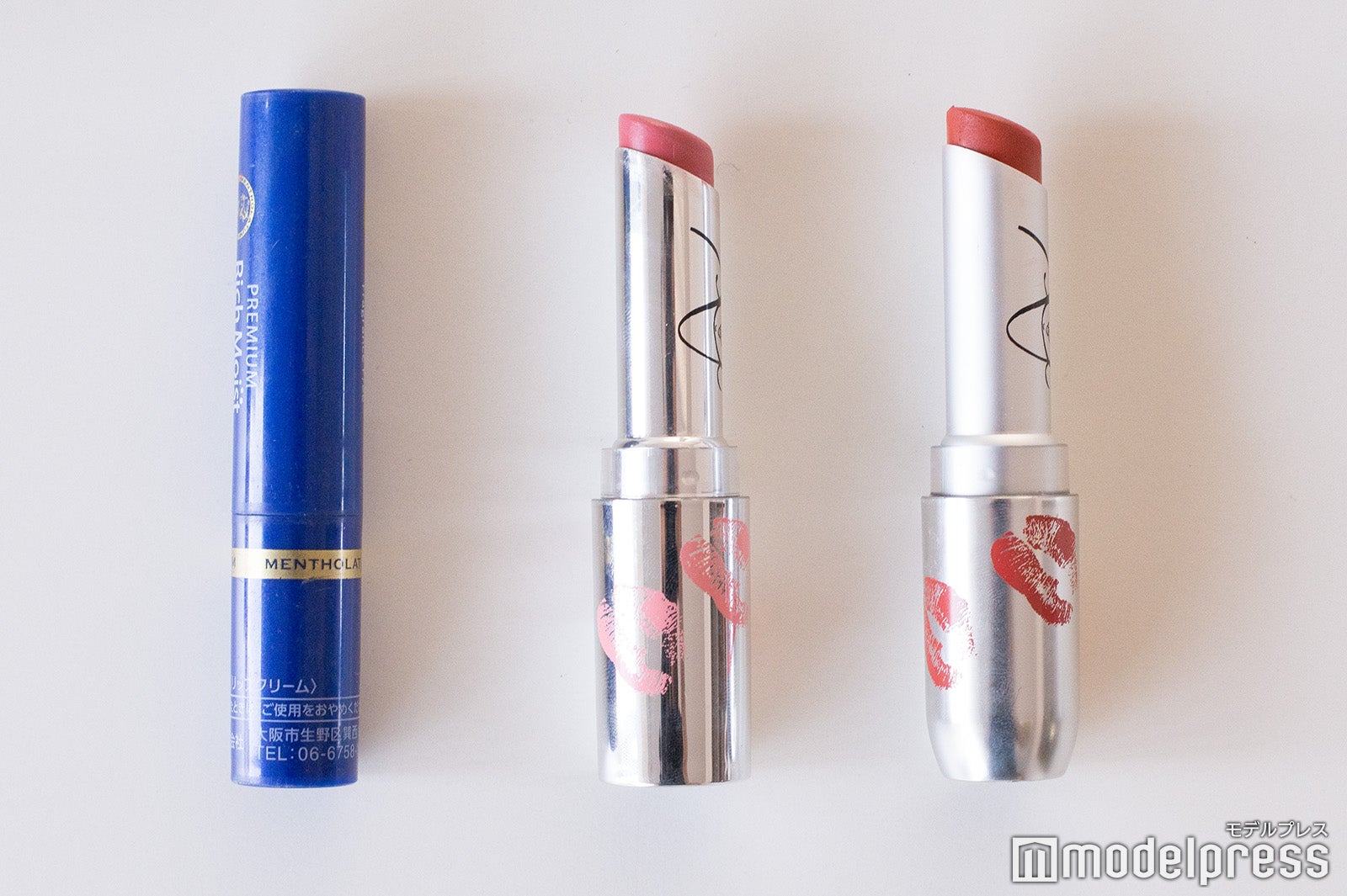 ポーチの中身（C）モデルプレス