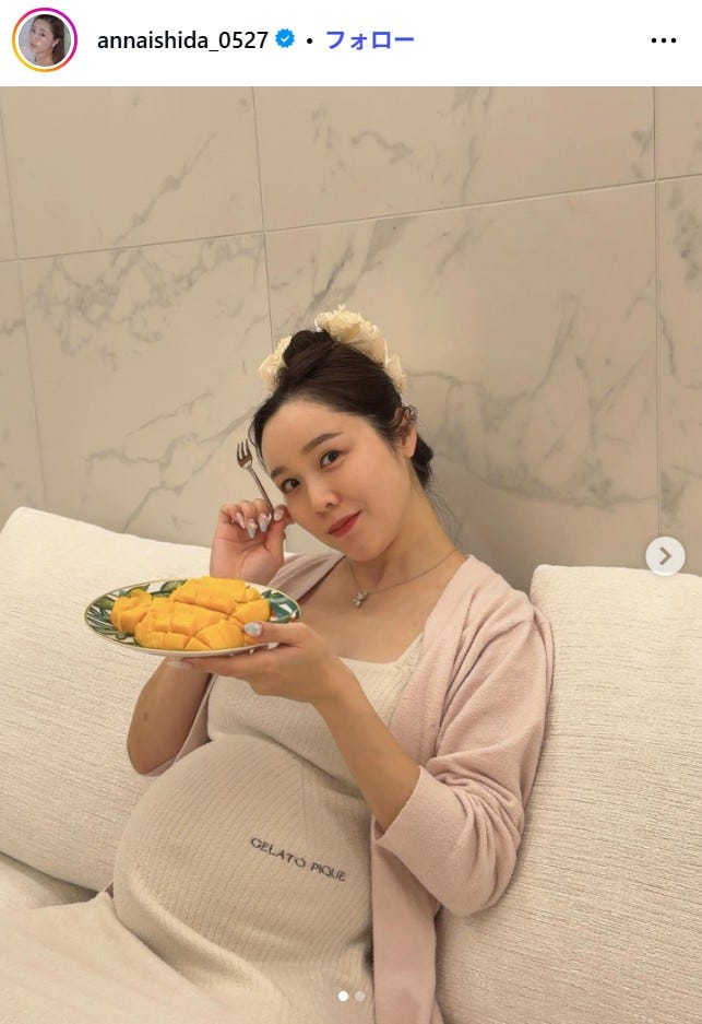 石田安奈Instagramより