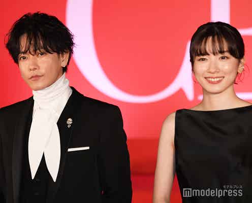 佐藤健、永野芽郁と池袋で“クリスマスデート”「オーラすごい」「美男美女すぎる」の声