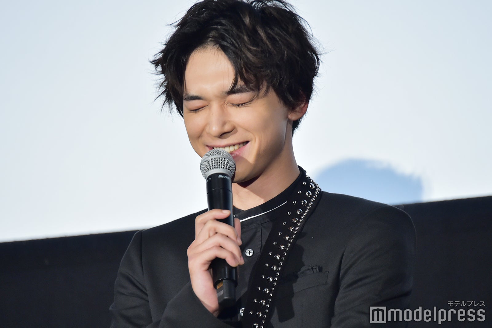 考えていた見どころを先に言われてしまい悔しがる吉沢亮（C）モデルプレス