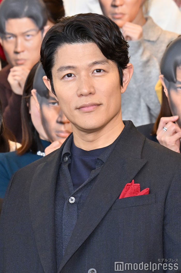 鈴木亮平(C)モデルプレス