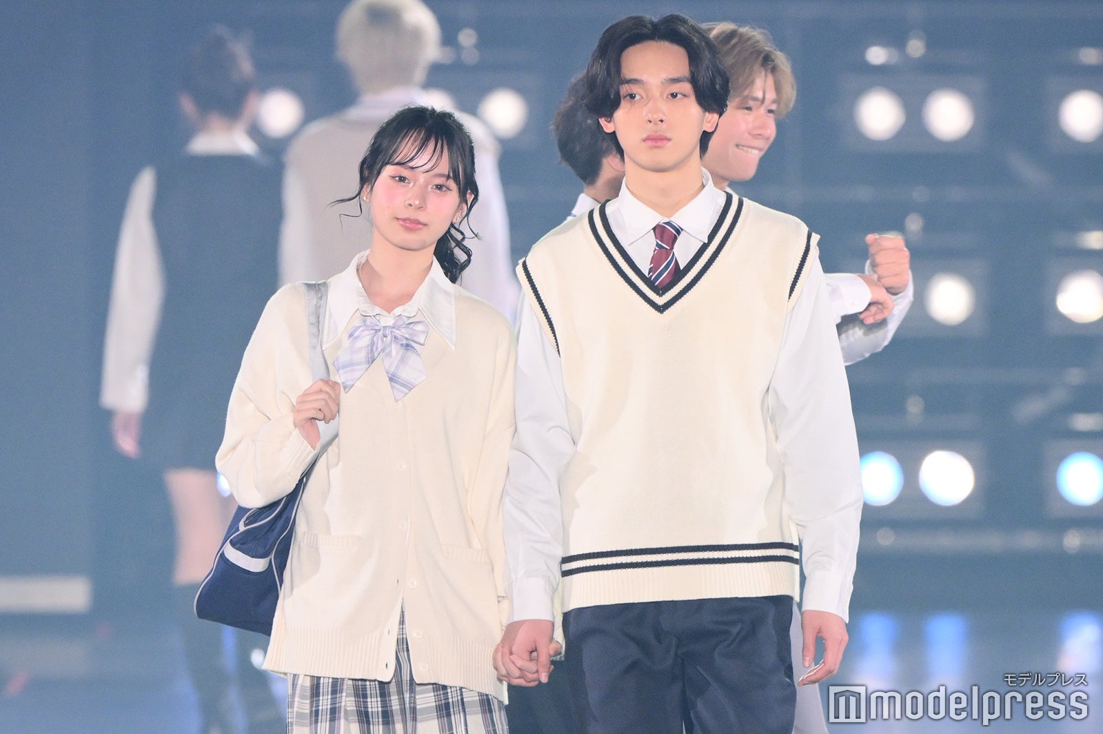 （C）モデルプレス