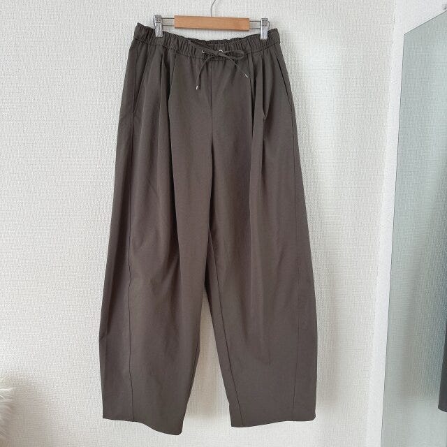 GU　バレルレッグプルオンパンツQ　OLIVE
