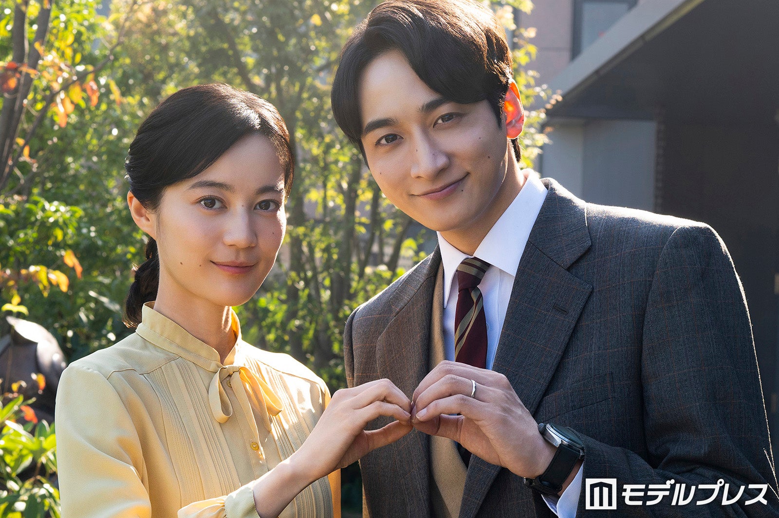 生田絵梨花、小関裕太（C）モデルプレス