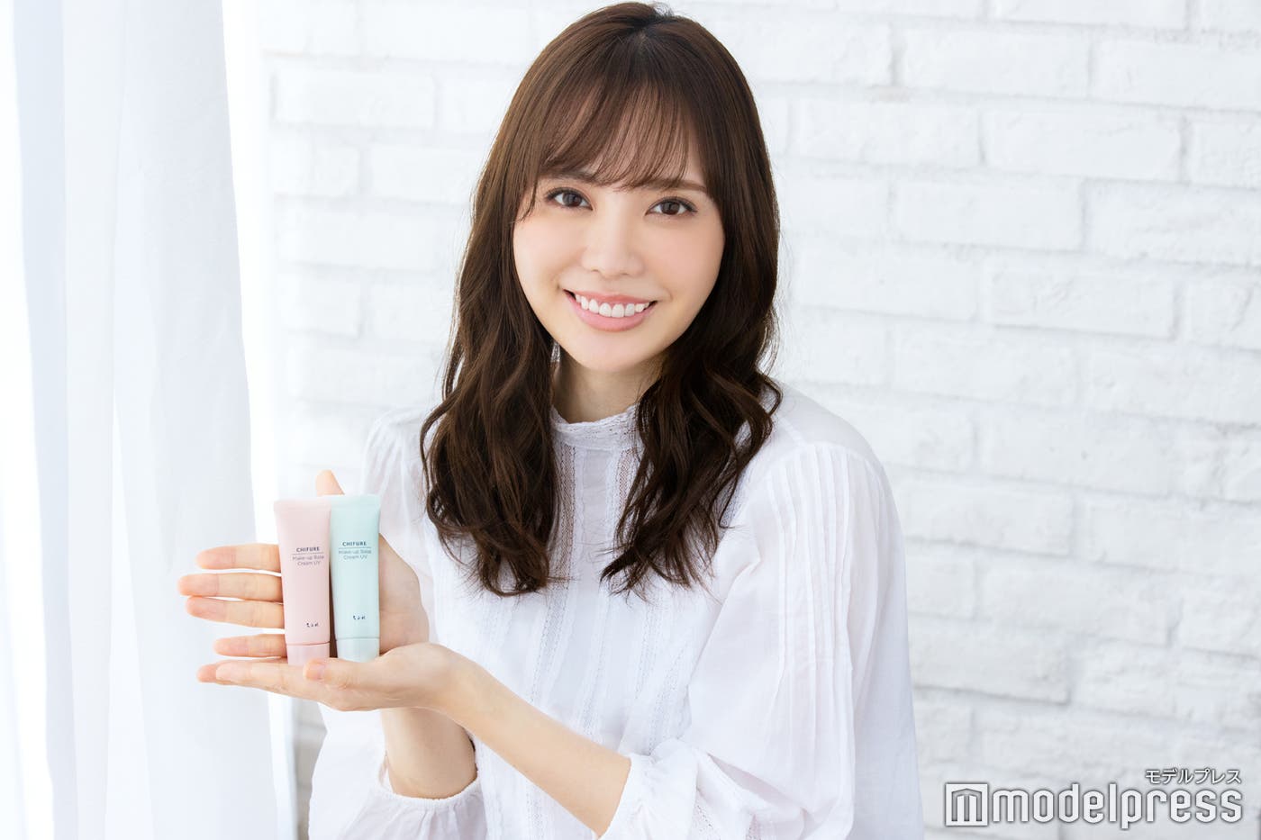 (C)モデルプレス