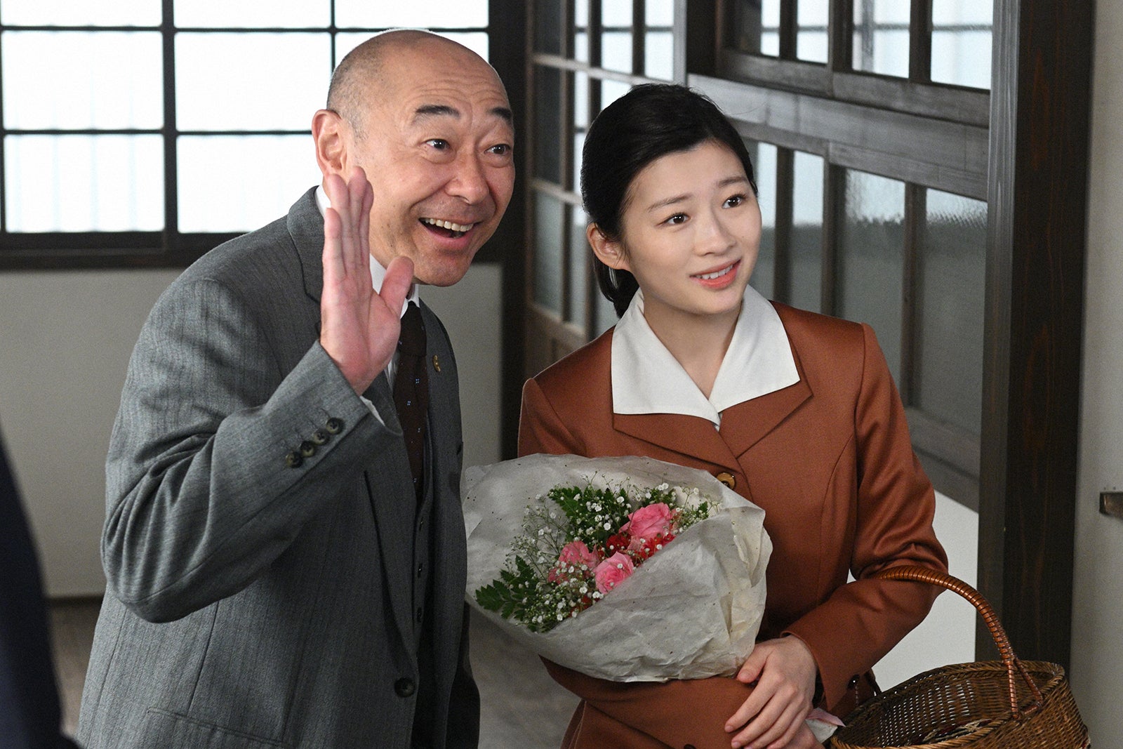 高橋克実、伊藤沙莉「虎に翼」（C）NHK