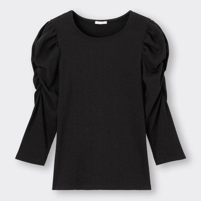 GU　新作　トップス