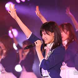 「ド～なる？！ド～する？！AKB48」公演より（C）AKS