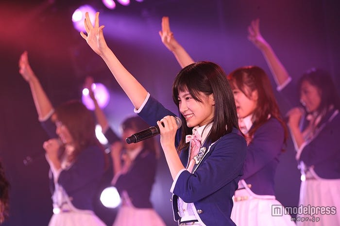 「ド~なる?!ド~する?!AKB48」公演より(C)AKS