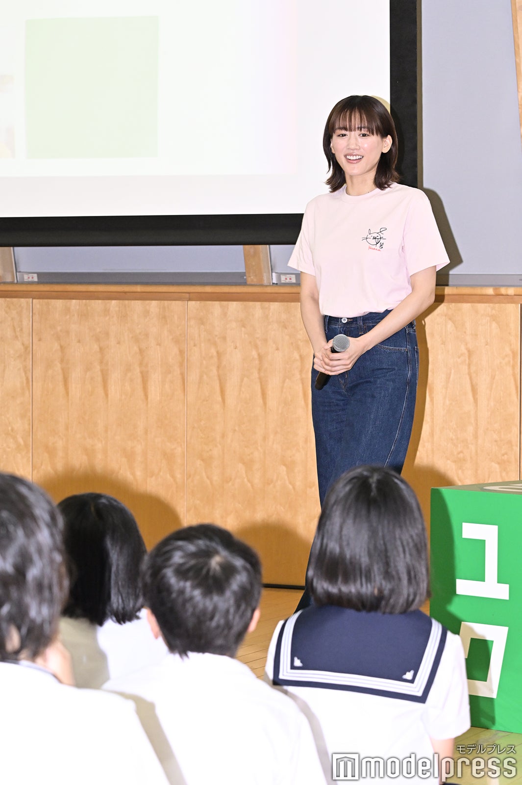 綾瀬はるか（C）モデルプレス