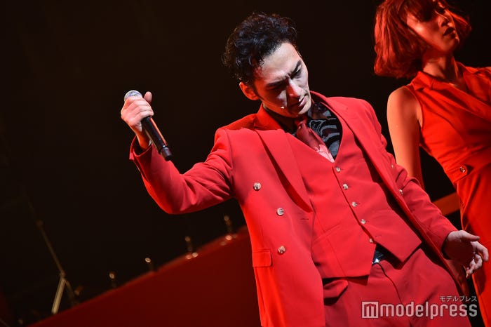 草なぎ剛(C)モデルプレス