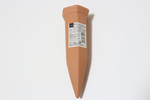 ダイソー 植物用ウォーターディスペンサー ダイソーの植物用ウォーターディスペンサー