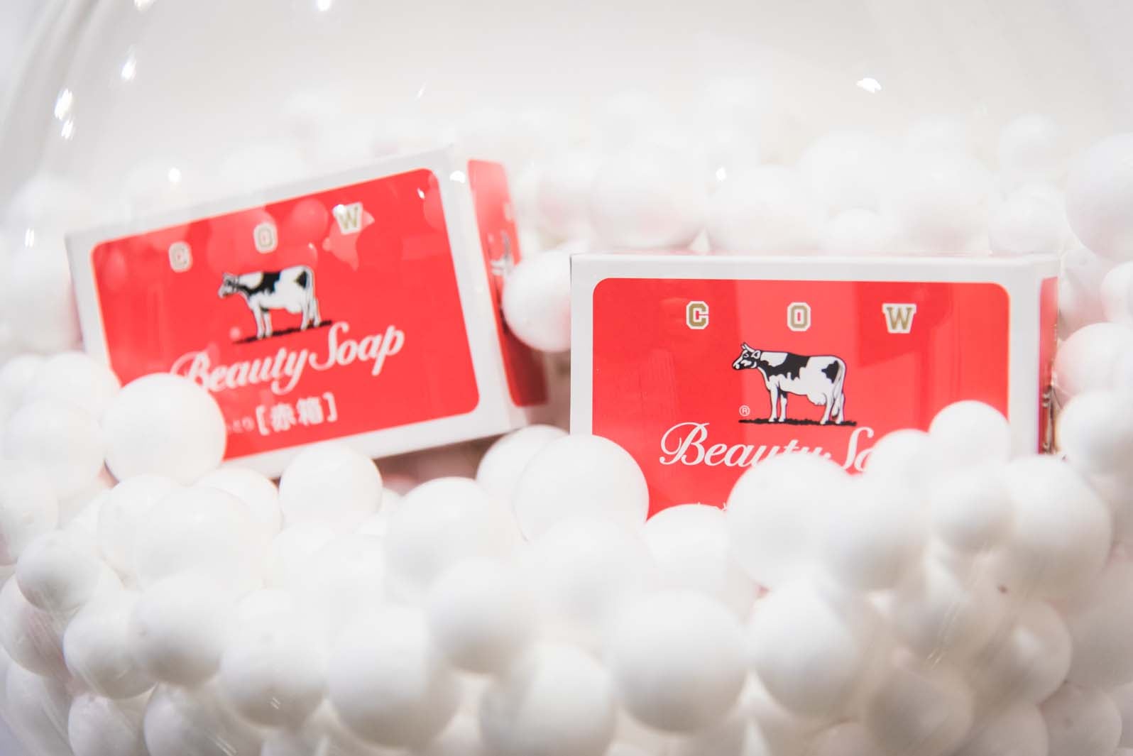 多くの女性に支持されるカウブランド赤箱