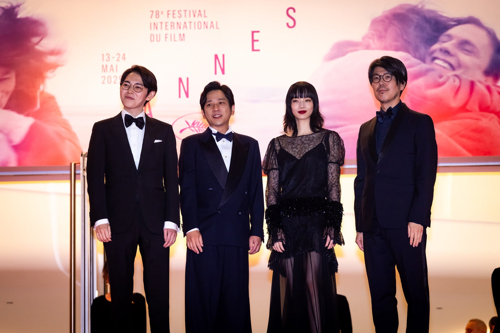 平瀬謙太朗、二宮和也、小松菜奈、川村元気監督「８番出口」レッドカーペットの様子（C）Kazuko Wakayama