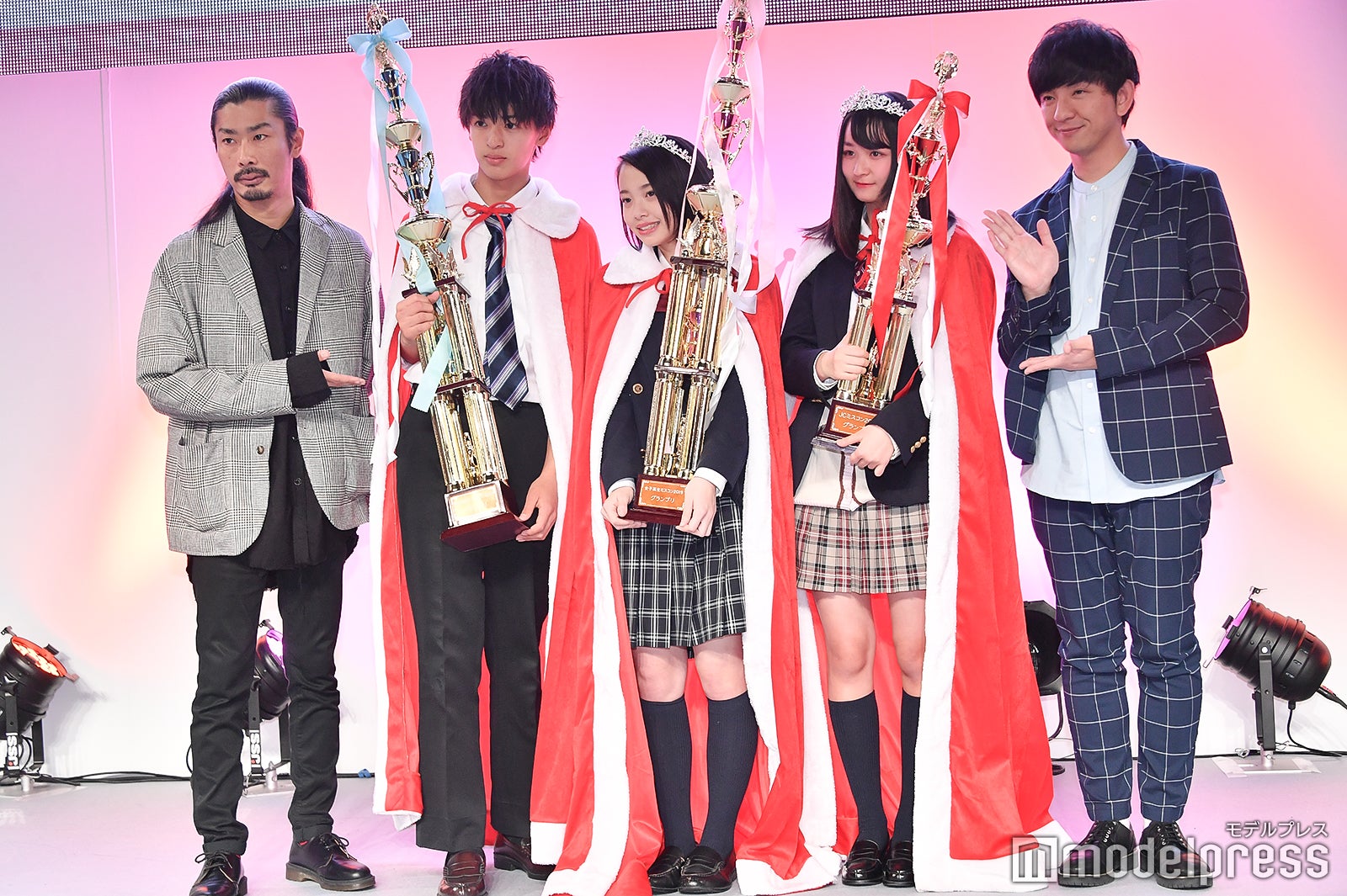 菅良太郎、西岡将汰くん、あーーゆさん、りおさん、向井慧（C）モデルプレス