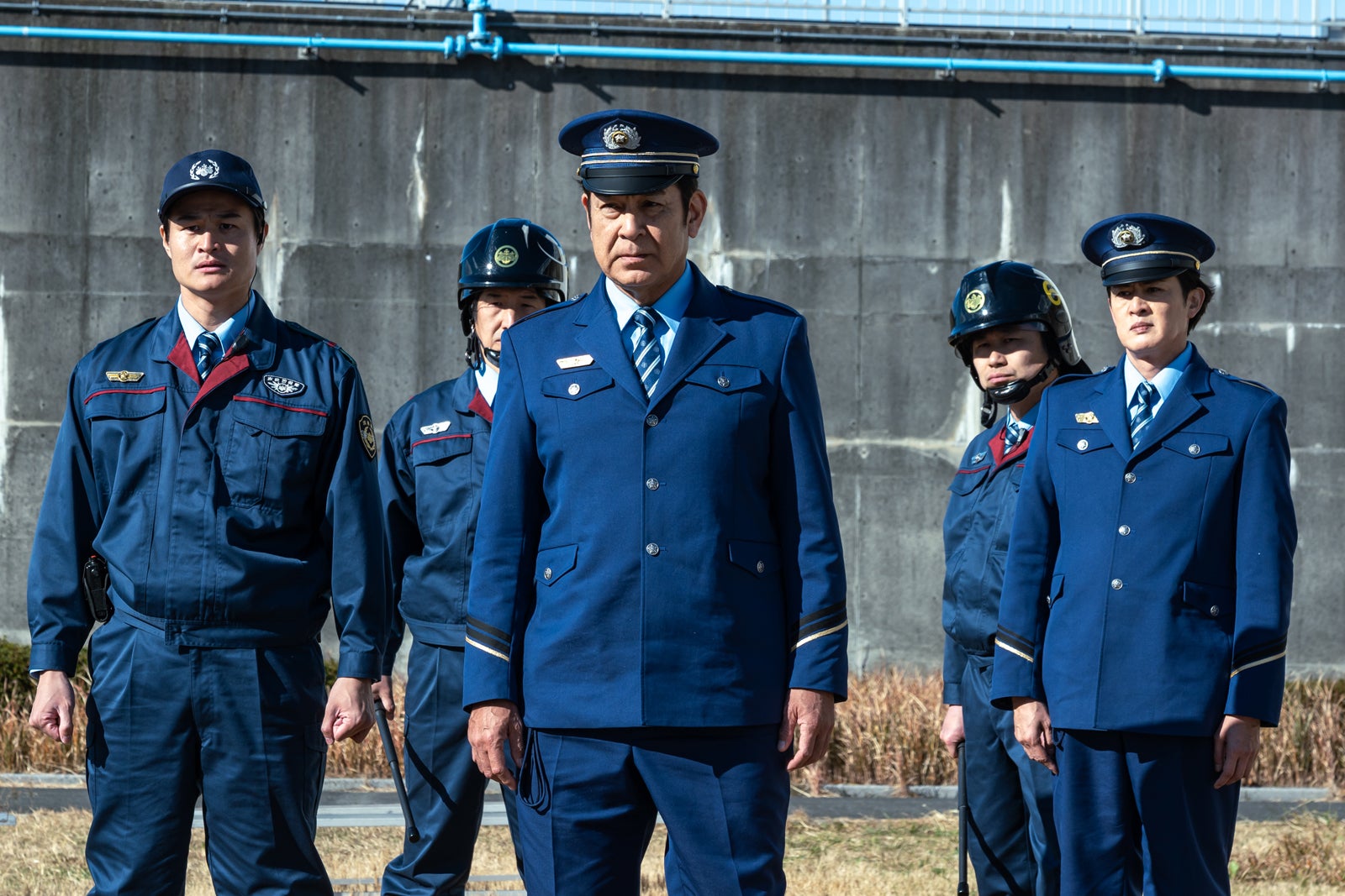 高岸宏行、宇梶剛士、新納慎也「パンチドランク・ウーマン　−脱獄まであと××日−」第1話（C）日本テレビ