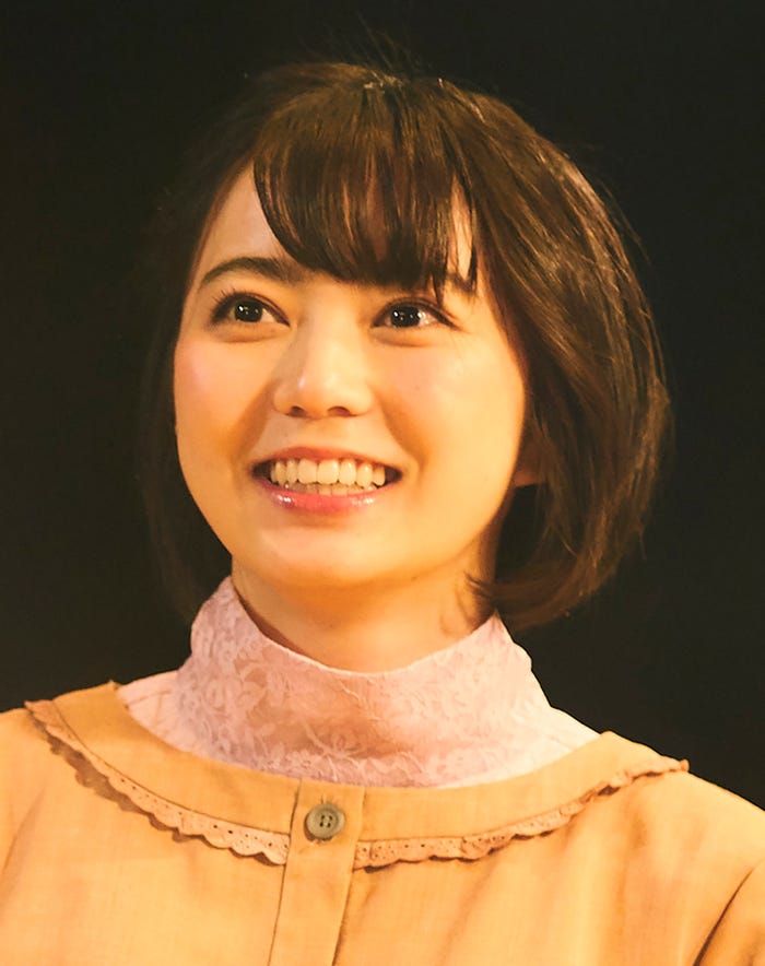 安本彩花(C)「びしょ濡れ探偵 水野羽衣」製作委員会