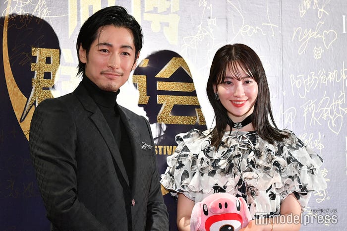 ディーン・フジオカ、小嶋陽菜(C)モデルプレス