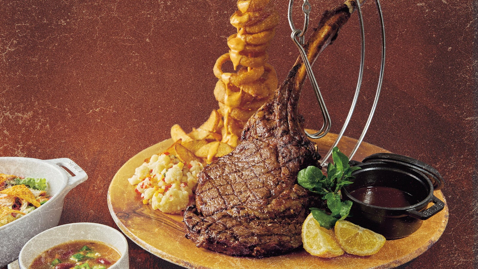 スタジオ・スターズ 25周年スペシャルプレート(4名様用)／画像提供：ユニバーサル・スタジオ・ジャパン