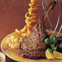 スタジオ・スターズ 25周年スペシャルプレート(4名様用)/画像提供:ユニバーサル・スタジオ・ジャパン