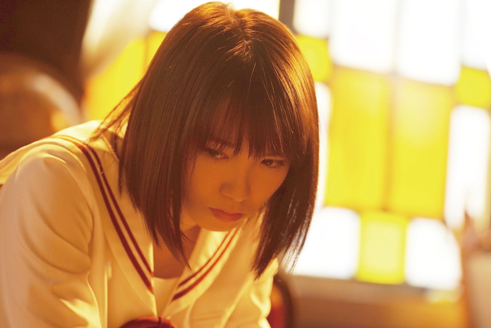 飯豊まりえ（C）2017「暗黒女子」製作委員会（C）秋吉理香子／双葉社