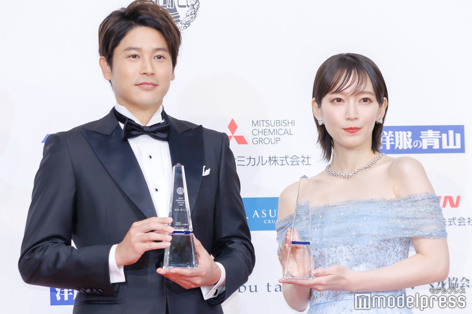 内田篤人、吉岡里帆（C）モデルプレス