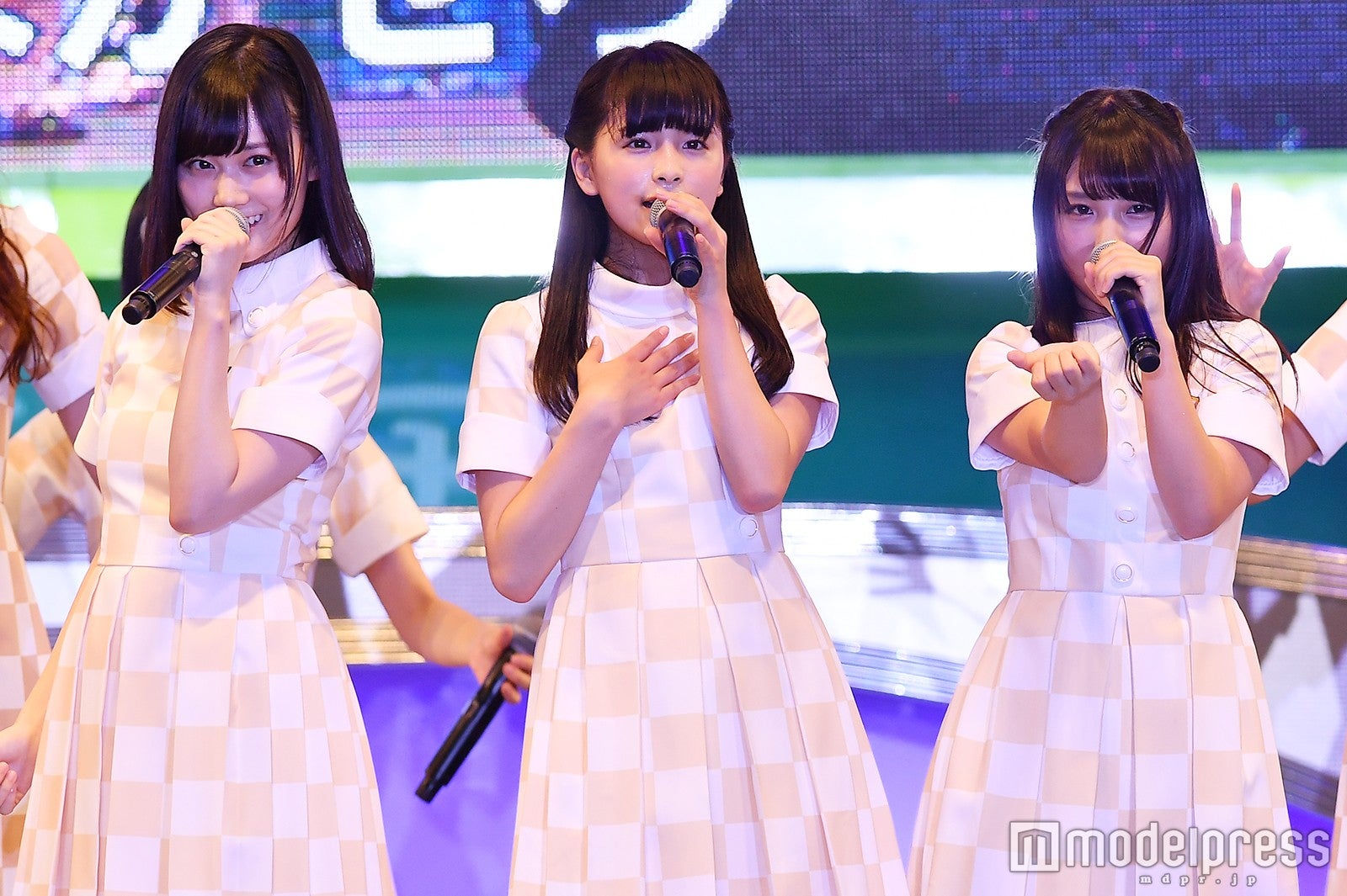 乃木坂46（C）モデルプレス