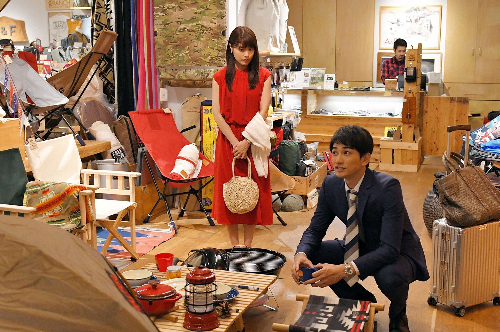 有村架純、町田啓太／「中学聖日記」第1話より（C）TBS