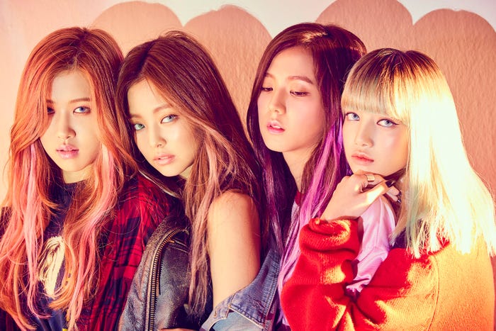 BLACKPINK(左から:ROSÉ(ロゼ)・JENNIE(ジェニー)・JISOO(ジス)・LISA(リサ))(画像提供:avex)