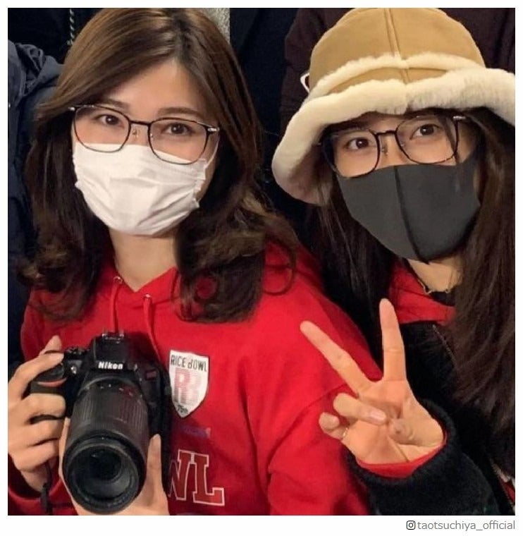 土屋太鳳、正月休み満喫　姉・炎伽との2ショットに「素敵」「美人姉妹」と反響