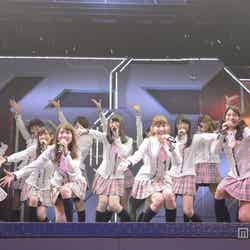 「『思い出せる君たちへ』～AKB48全グループ公演～」開幕　初日は「PARTYが始まるよ」公演（C）AKS