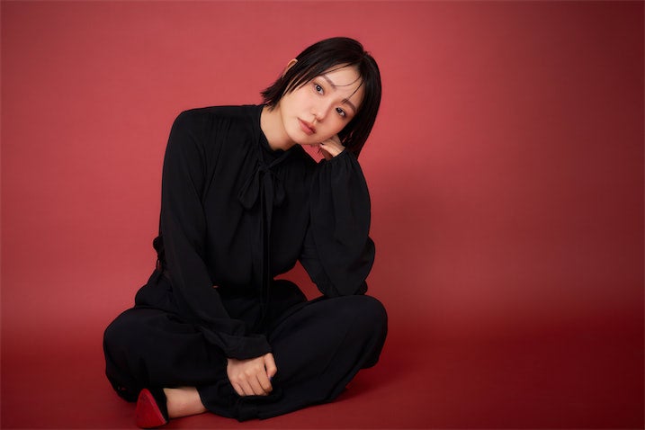 奈緒「正解が分からないから、お芝居に惹かれた」俳優人生を変えた“偶然の選択”