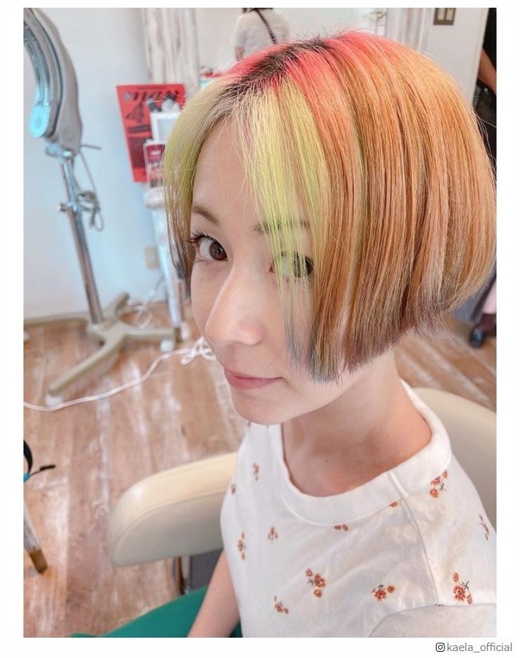木村カエラ、カラフルなグラデーションカラーにチェンジ「虹みたい」「アート」と反響