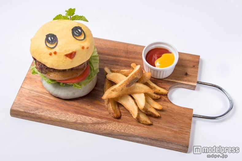 「ふなっしーバーガー」￥1，280（C）ふなっしー