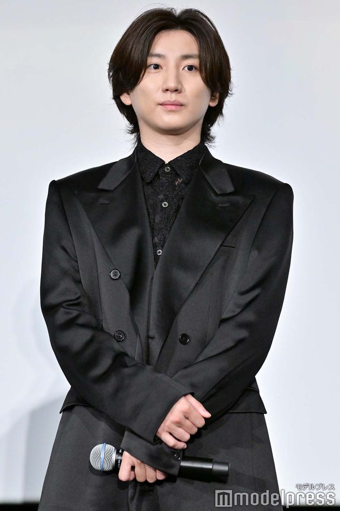 次回上海に行く際にはファンにカメラを向ける予定の京本大我(C)モデルプレス