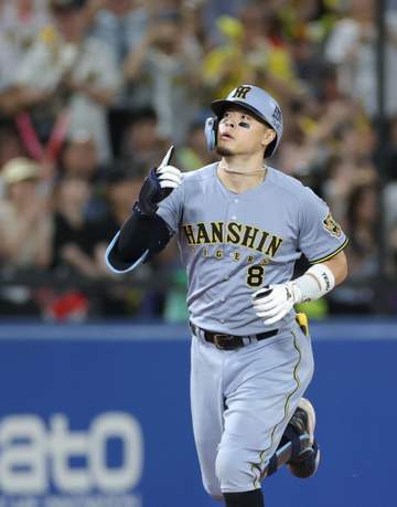 阪神が優勝マジックを「18」に 佐藤輝が初回に通算500打点達成＆2打席連続弾の大暴れ ツバメキラーの伊藤将は対ヤクルト戦では3戦3勝